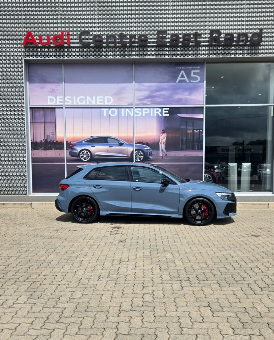 AUDI RS3 SPORTBACK QUATTRO STRONIC, image 2