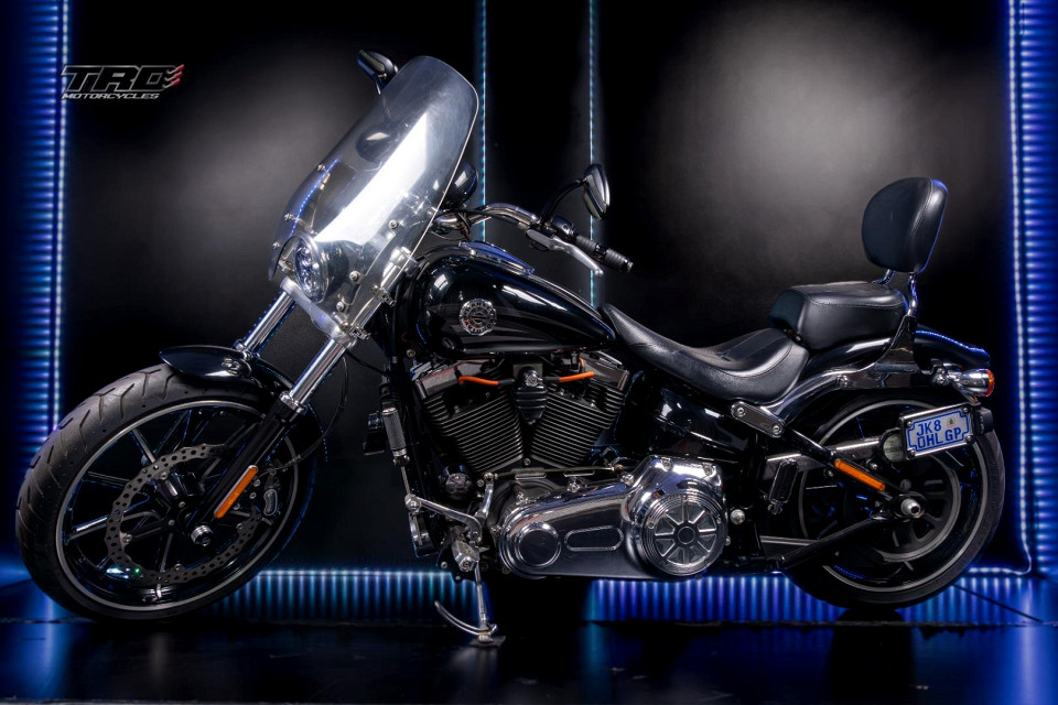 HARLEY-DAVIDSON Softail Breakout, image 2