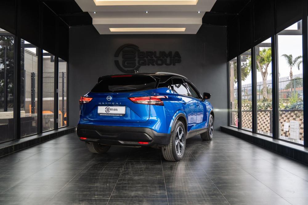 Nissan Qashqai 1.3T Acenta Xtronic CVT, image 2