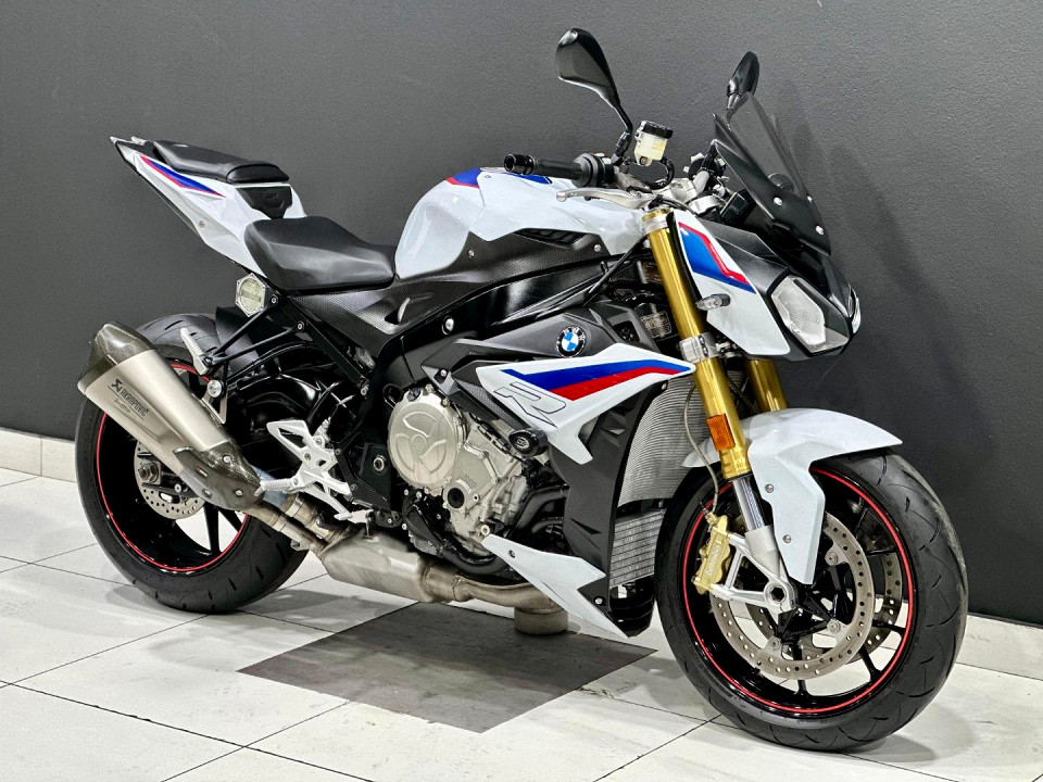 BMW R MOTORSPORT, image 1