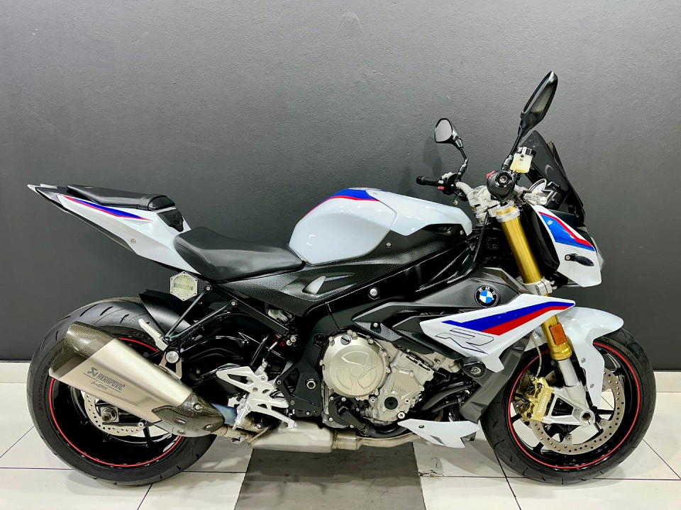 BMW R MOTORSPORT, image 2