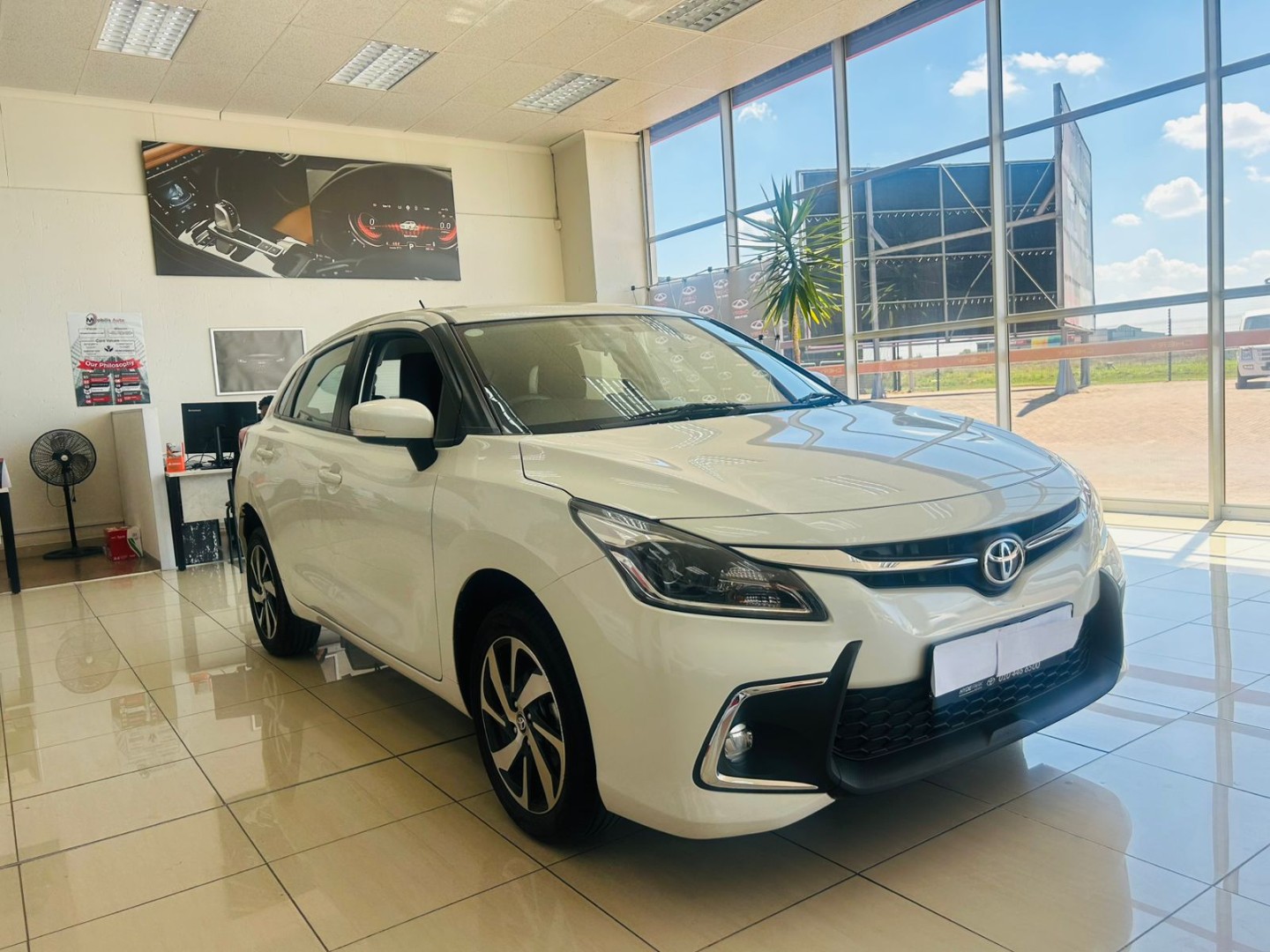 TOYOTA STARLET 1.5 Xs A/T, image 1