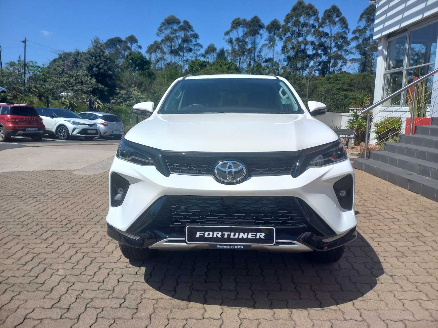 TOYOTA  FORTUNER 2.4GD-6 R/B A/T, image 2