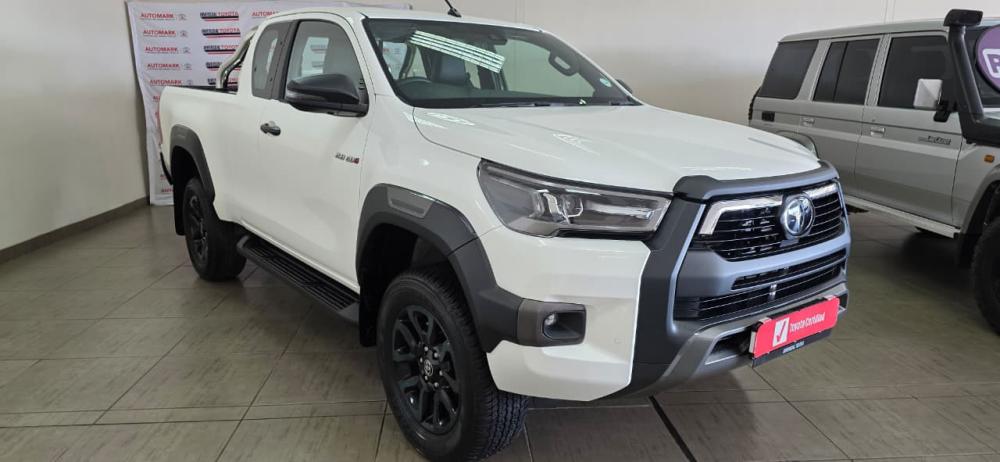 Toyota Hilux Xtra Cab 2.8 GD-6 4x4 Legend 6AT, image 1