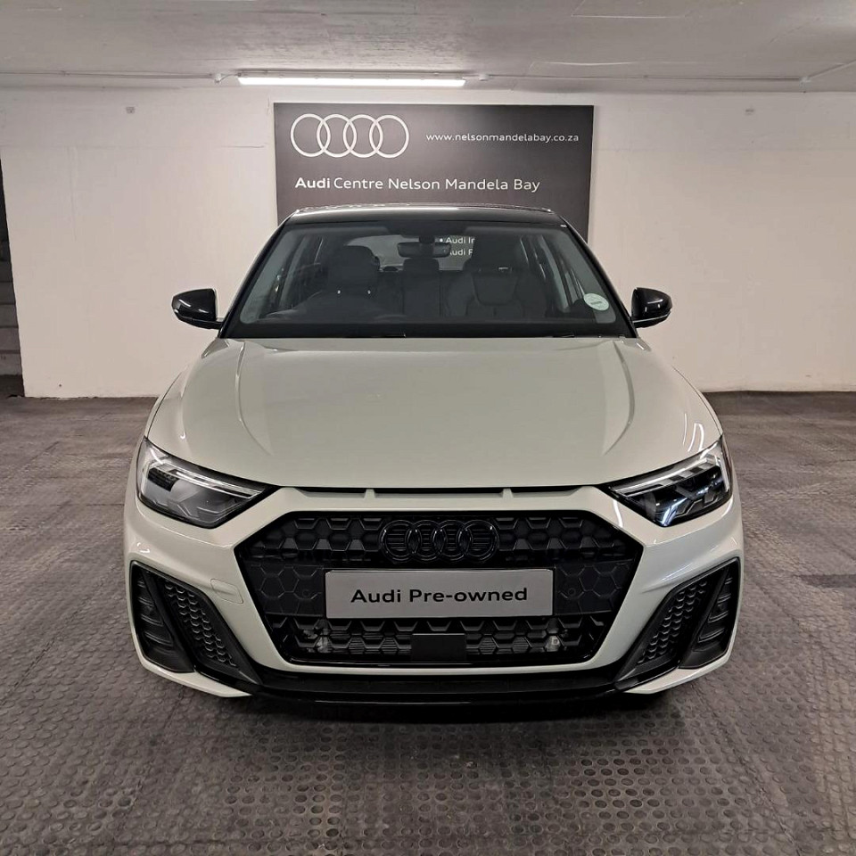 AUDI A1 SPORTBACK 30 TFSI BLACK EDITION S-TRONIC, image 2