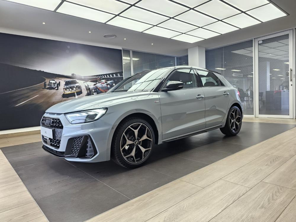 Audi A1 Sportback Black Edition 30 TFSI S tronic, image 1