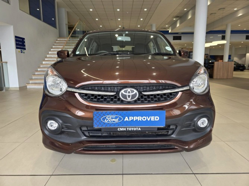 TOYOTA VITZ 1.0 XR, image 2