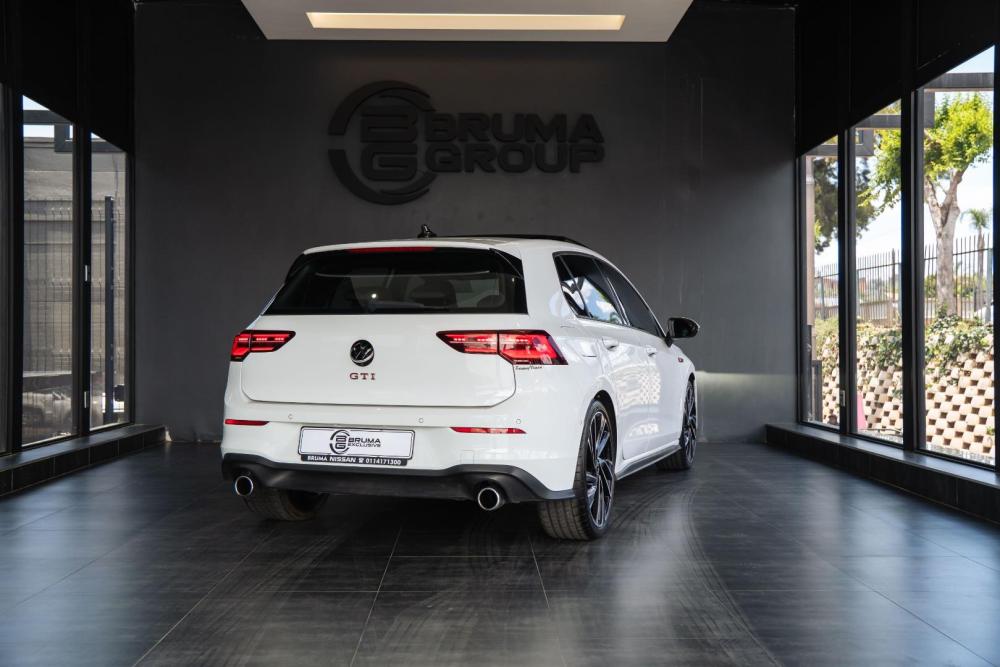 Volkswagen Golf 8 GTI 2.0 TSI DSG, image 2