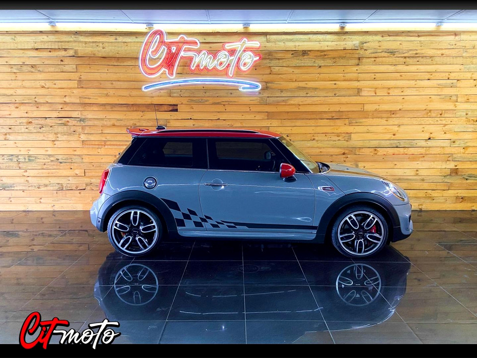 MINI John Cooper Works Hatch 3-door sports-auto, image 2