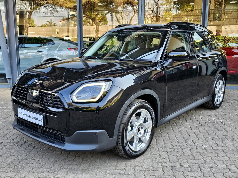 MINI COOPER COUNTRYMAN C (U25), image 1