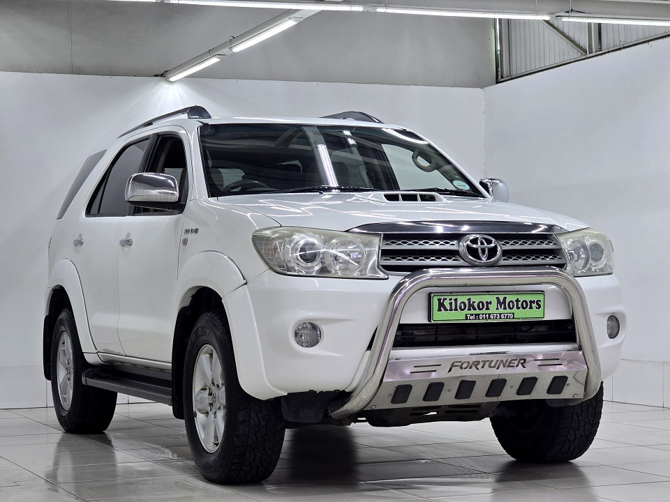 Toyota Fortuner 3.0D-4D 4x4 auto, image 1