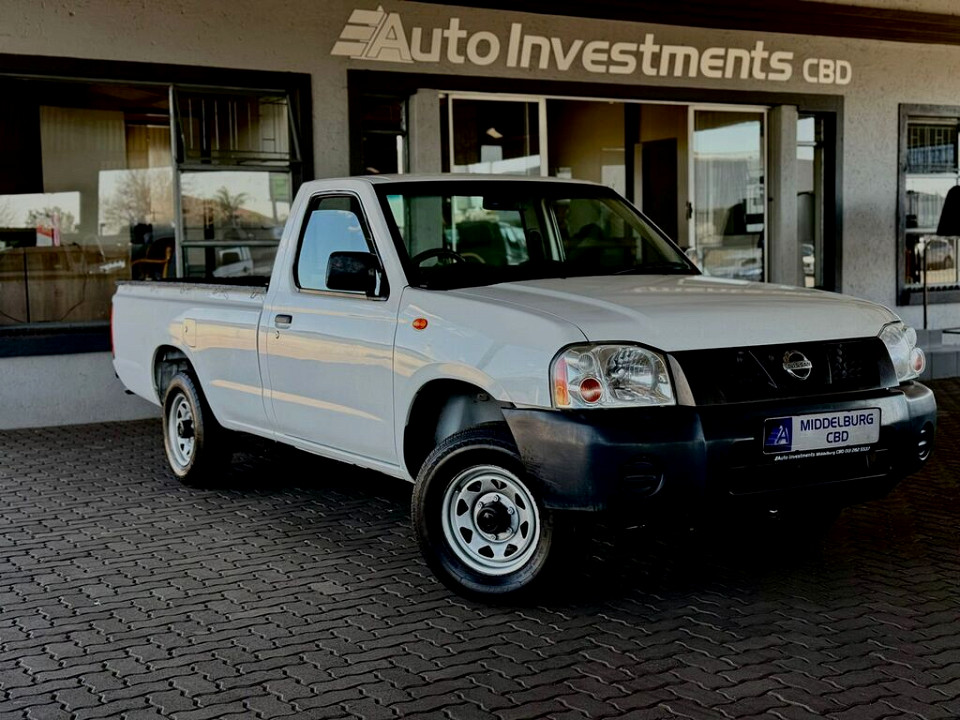Nissan NP300 Hardbody 2.0, image 1