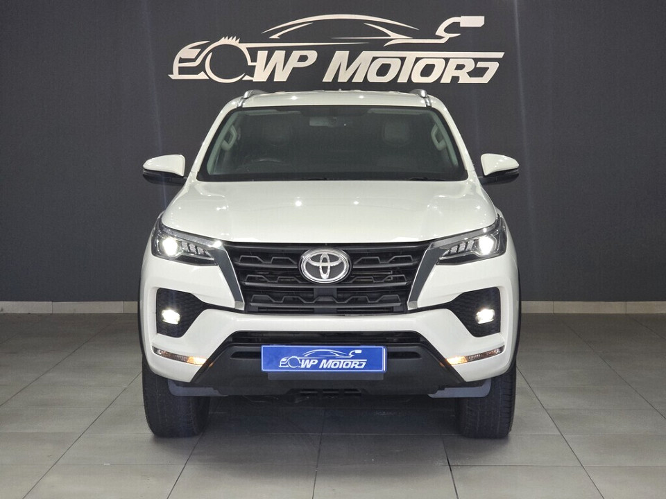 TOYOTA FORTUNER 2.8GD-6 R/B A/T, image 2