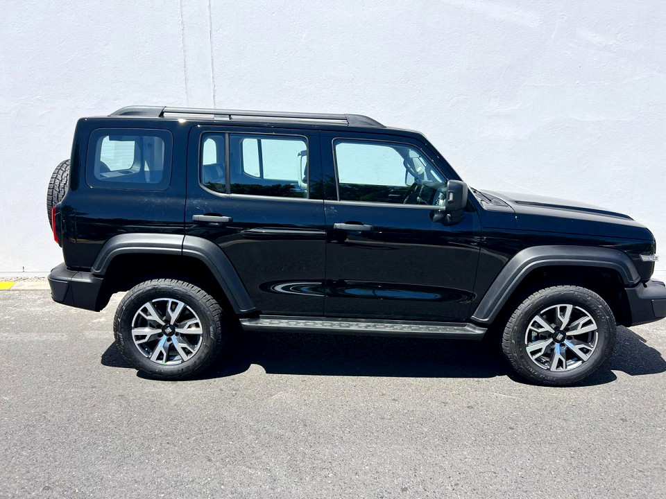 GWM TANK 300 2.4TD ULTRA LUXURY 4X4 AT, image 2