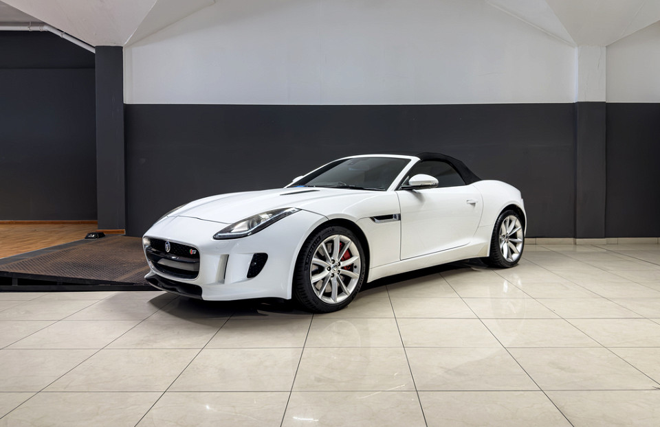 JAGUAR F-TYPE S 3.0 V6 CONVERT, image 2