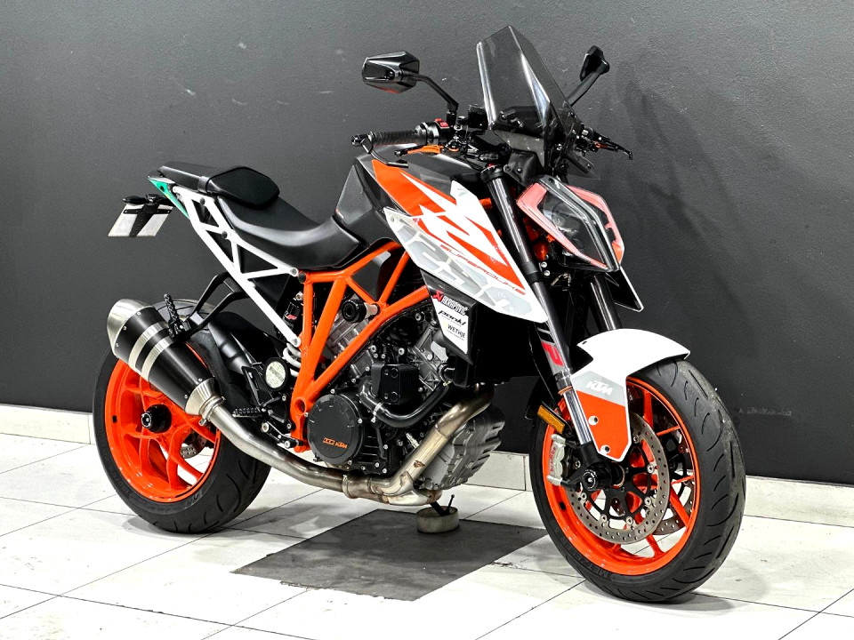KTM SUPERDUKE R, image 2