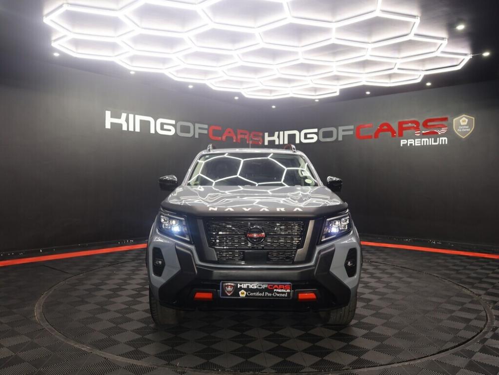 Nissan Navara 2.5DDTi Pro-2X Auto D/C P/U, image 2