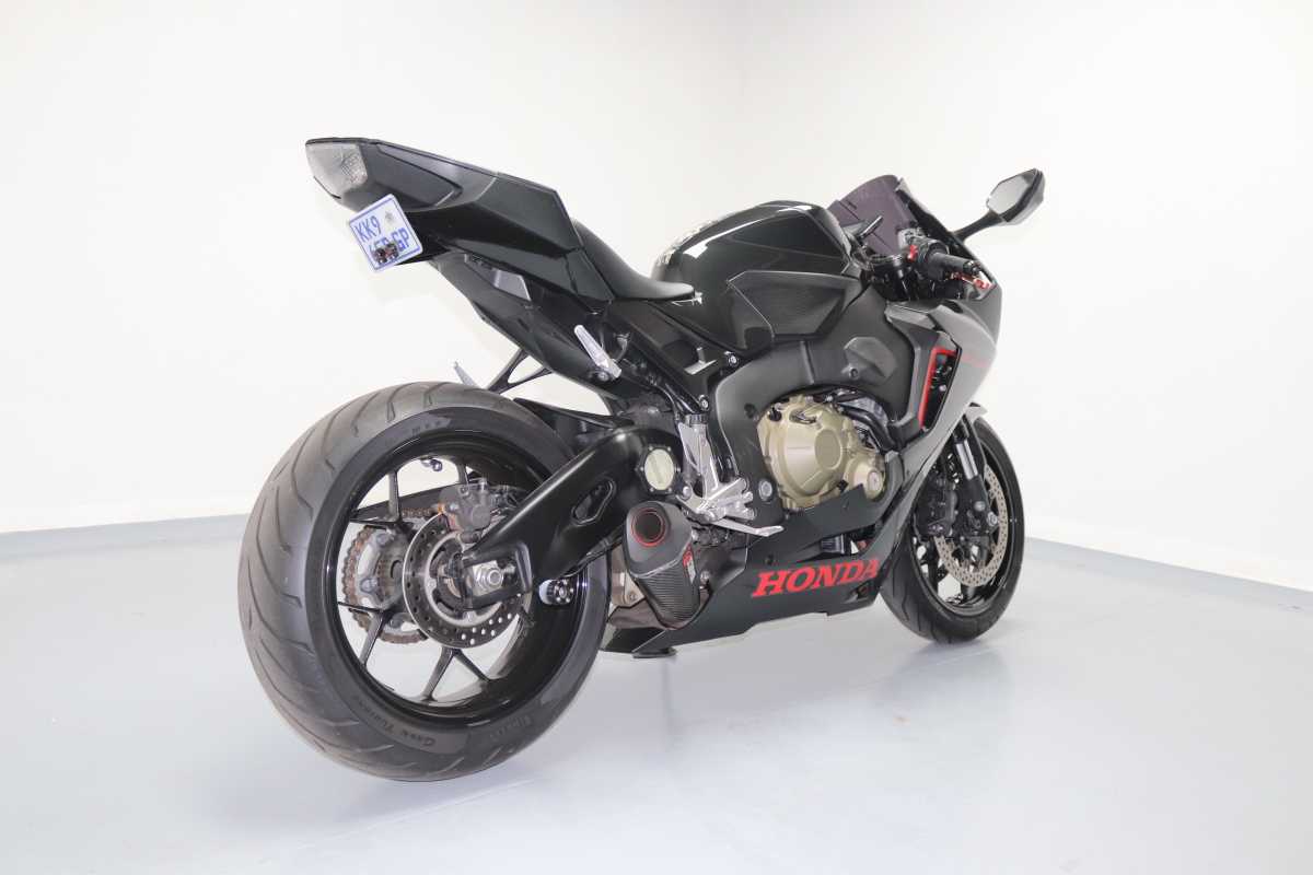 HONDA CBR 1000RR-R, image 2