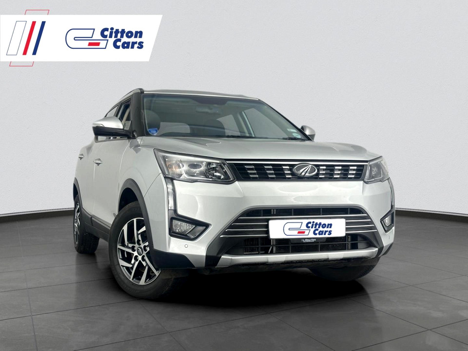 MAHINDRA XUV300 1.2T (W8), image 2