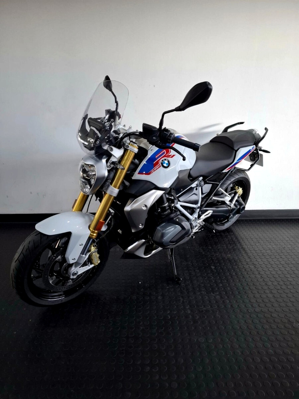 BMW R 1250 R, image 1