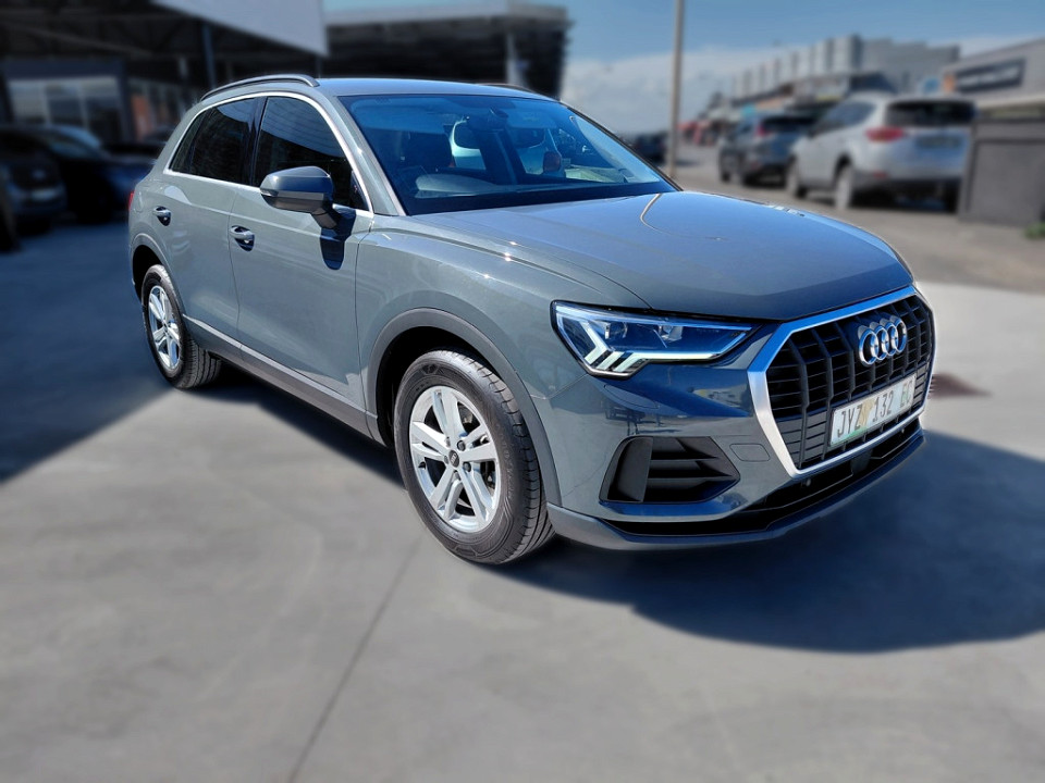 AUDI Q3 1.4T S TRONIC URBAN EDITION, image 1