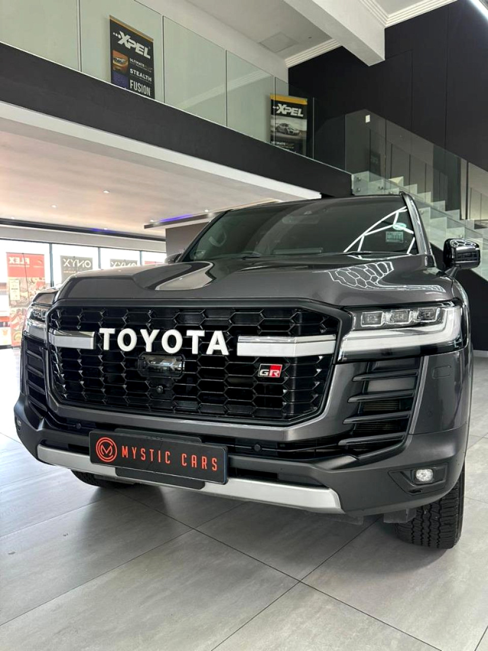 Toyota Land Cruiser 300 V6 3.5T GR-S, image 2