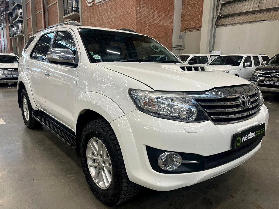 Toyota Fortuner 3.0D-4D 4x4 auto, image 1