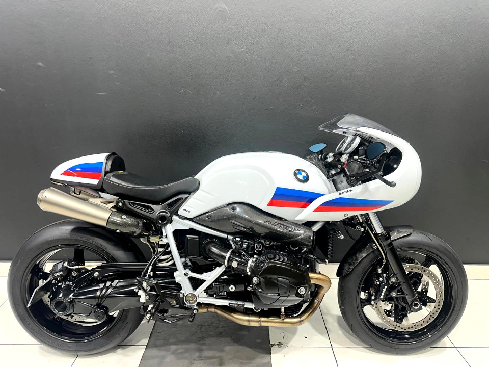 BMW Racer Motorsport, image 2