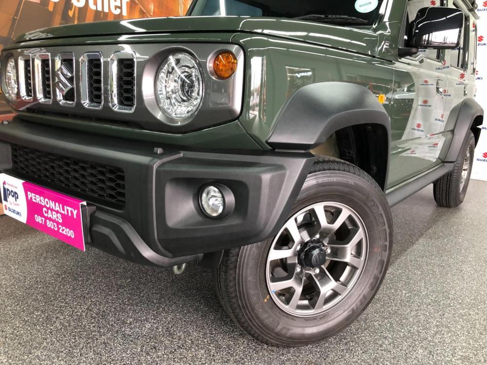 Suzuki Jimny 1.5 GLX Auto 5Dr, image 2