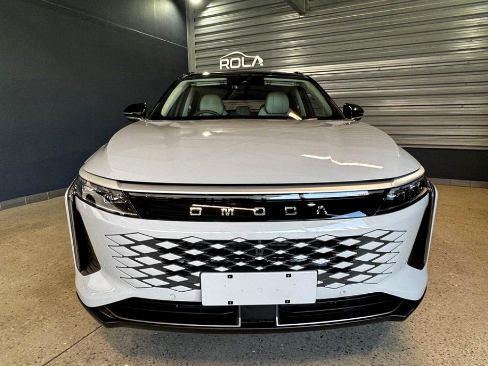 OMODA C9 1.5T AWD PHEV, image 2