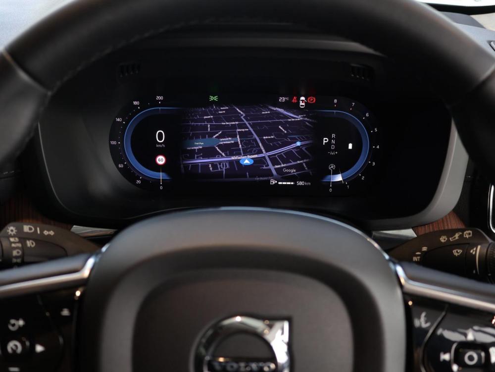 Volvo XC60 B5 Inscription Geartronic AWD, image 2