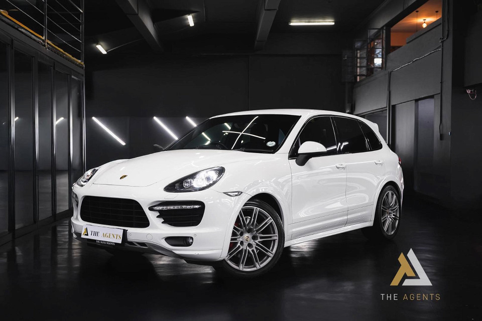 PORSCHE CAYENNE GTS TIPTRONIC (E2)