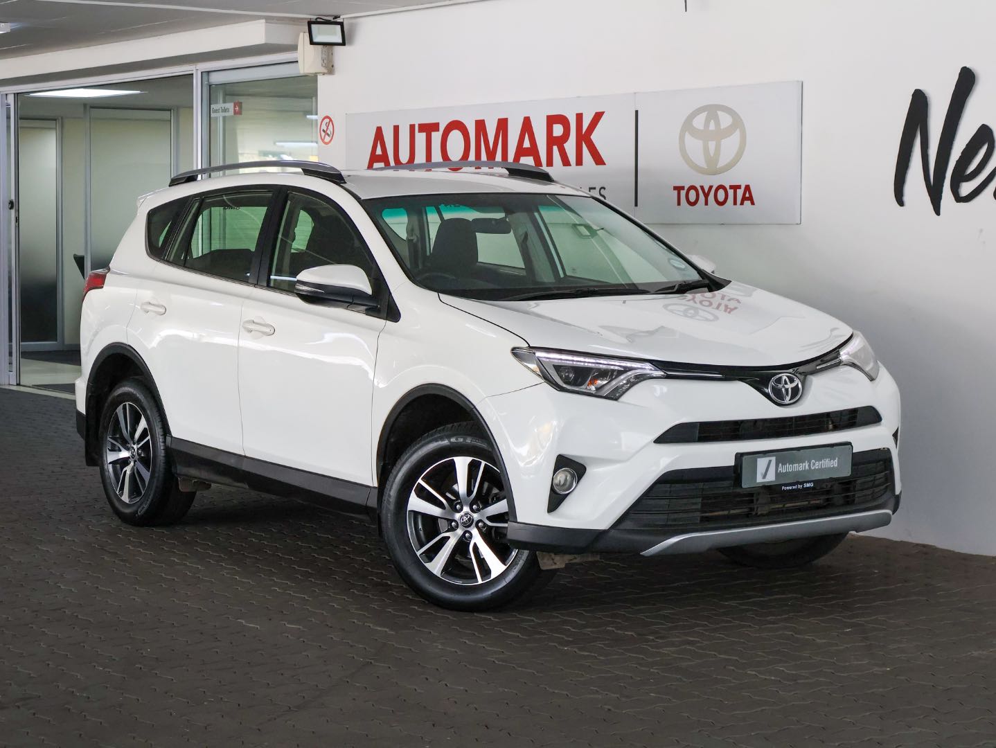 TOYOTA RAV4 2.0 GX A/T, image 1