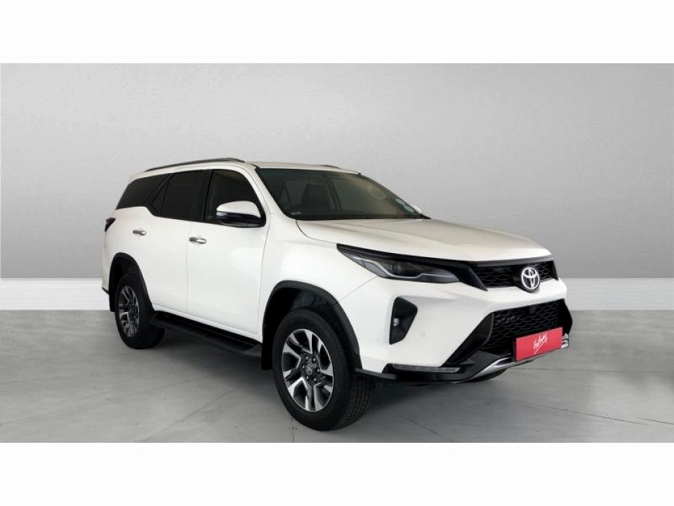 TOYOTA FORTUNER 2.4GD-6 4X4 A/T, image 1