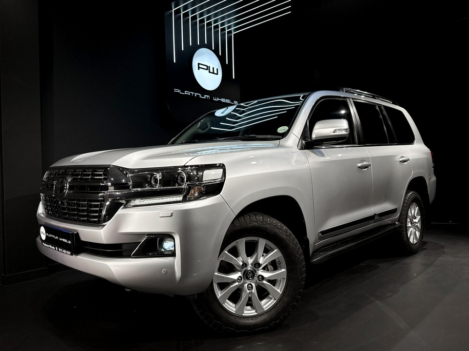 Toyota Land Cruiser 200 4.5D-4D V8 VX-R, image 1