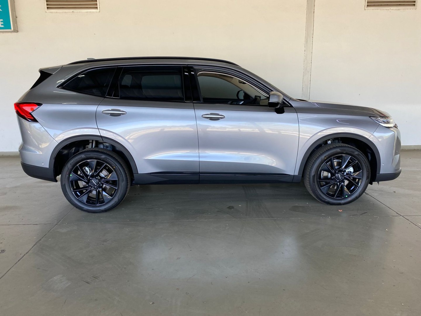 HAVAL H6 2.0T LUXURY 4X4 DCT, image 2