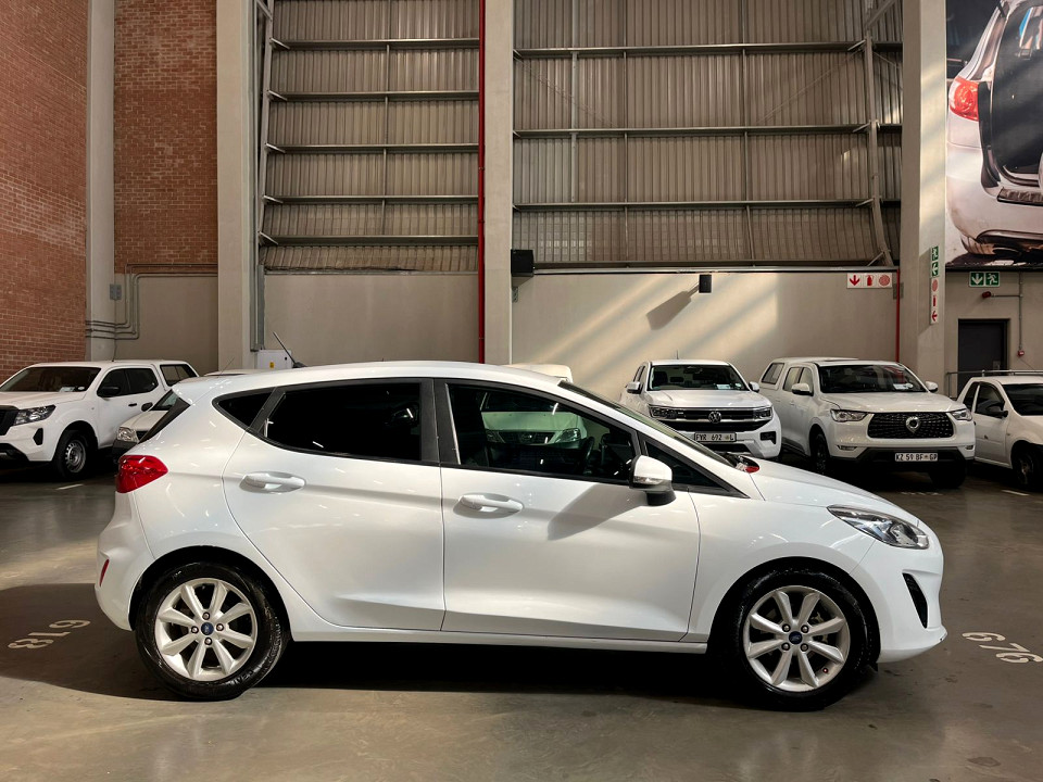 FORD FIESTA 1.0 ECOBOOST TREND 5DR A/T, image 2