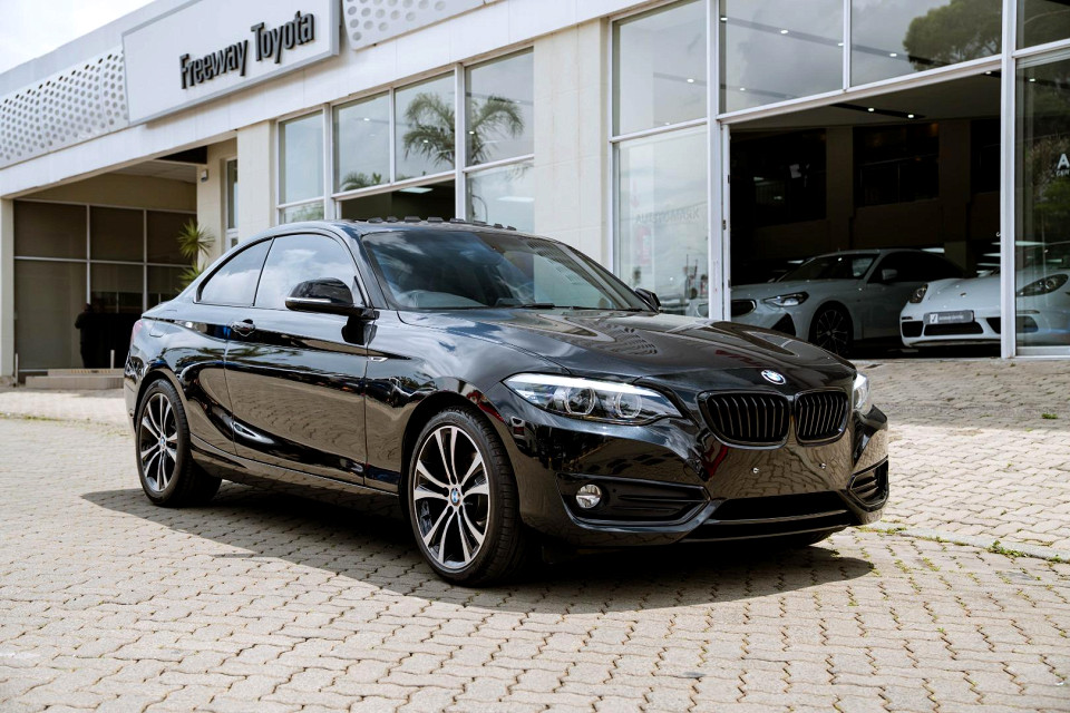 BMW 220i SPORT LINE SHADOW EDITION A/T (F22), image 2