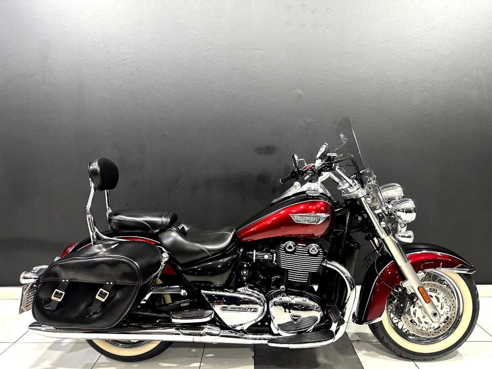 TRIUMPH Commander, image 2