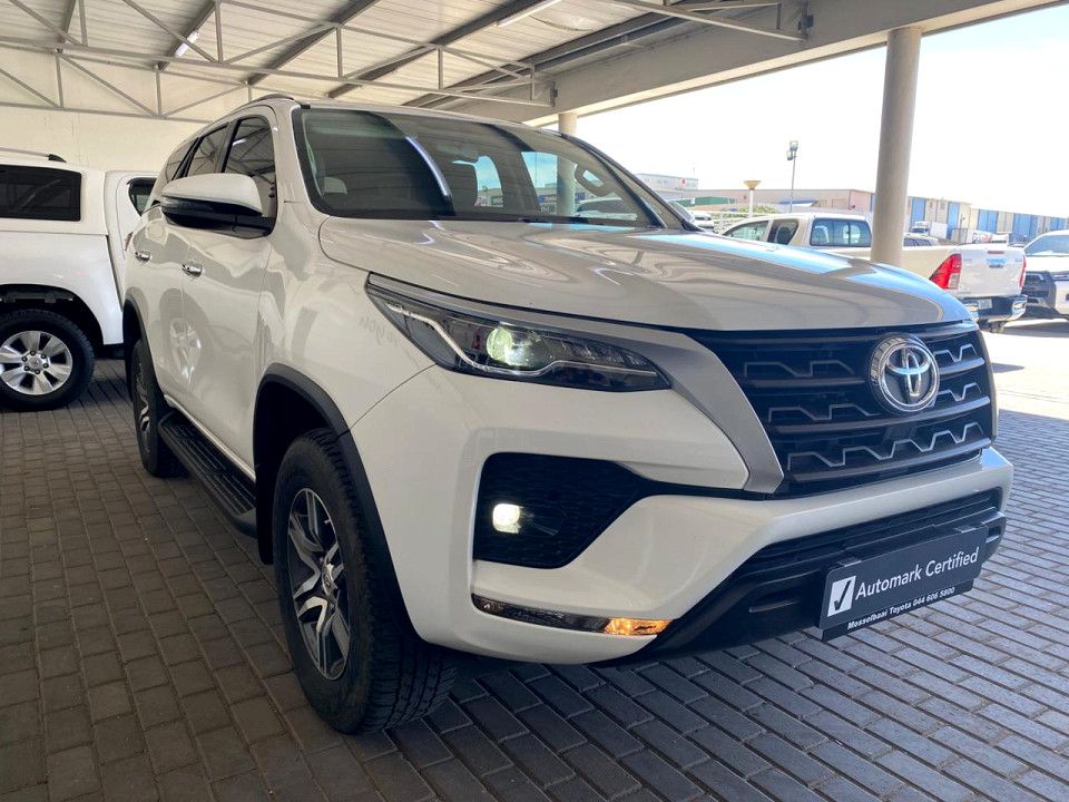 TOYOTA FORTUNER 2.4GD-6 R/B, image 1