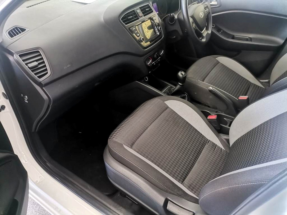 HYUNDAI i20 1.2 MOTION, image 2