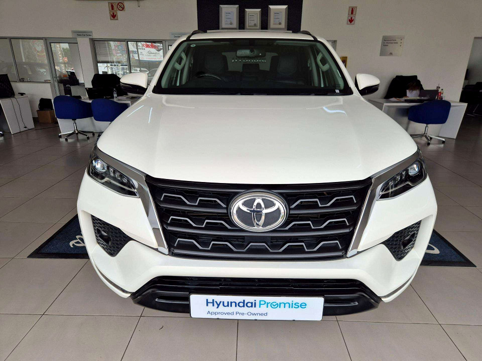 TOYOTA FORTUNER 2.8GD-6 R/B A/T, image 2
