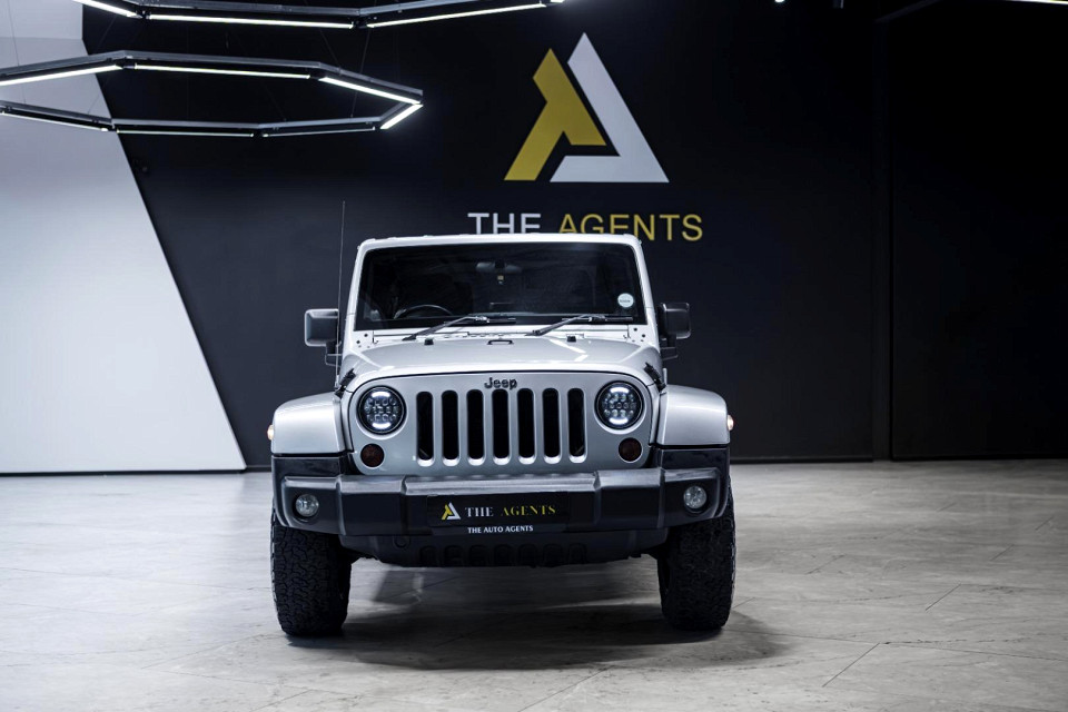 Jeep Wrangler 3.8L Sahara, image 2