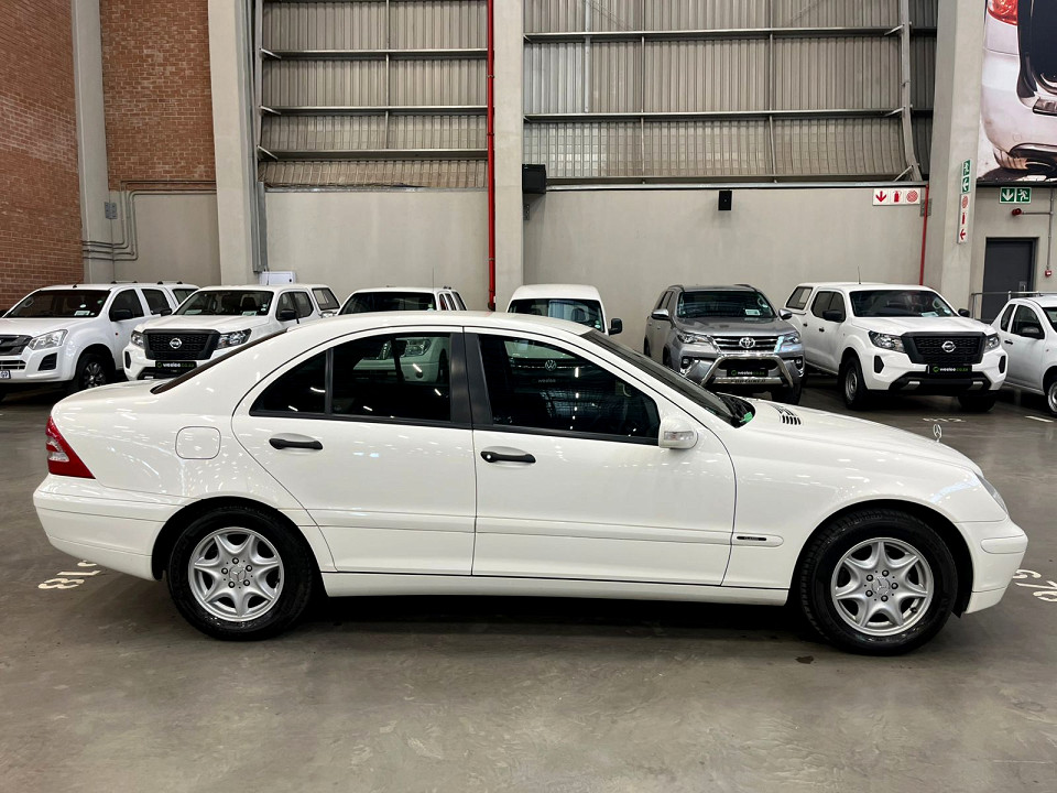 MERCEDES-BENZ C180K CLASSIC, image 2