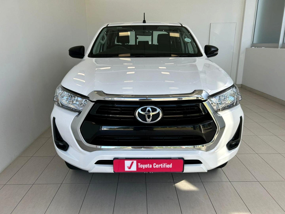 Toyota Hilux Double Cab  2.4GD6 4X4 Raider MT, image 2