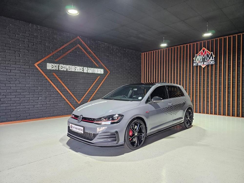 Volkswagen Golf 2.0 TSI GTI TCR DSG, image 1