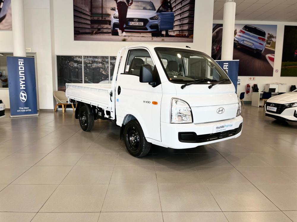HYUNDAI H100 2.6D A/C F/C D/S, image 2