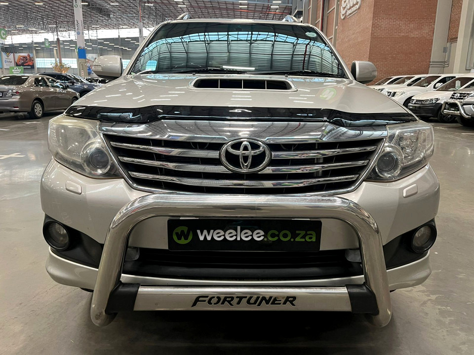 Toyota Fortuner 3.0D-4D 4x4, image 2