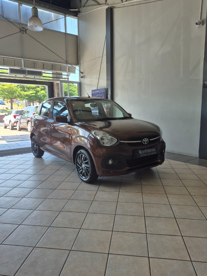 TOYOTA VITZ 1.0 XR AMT, image 1