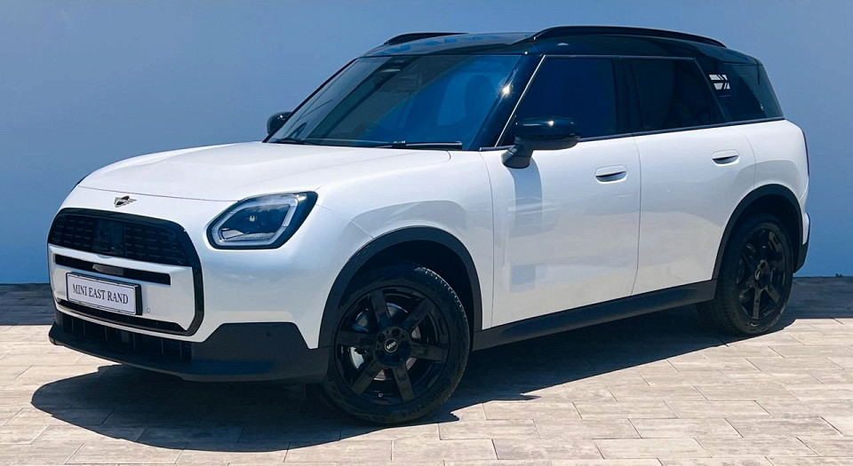MINI COOPER COUNTRYMAN C (U25), image 1